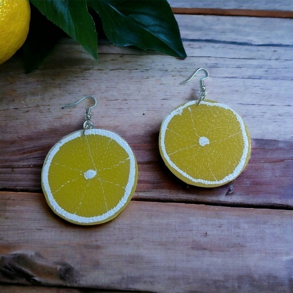 Lemon - Dangle Earrings - Picture 1 of 7